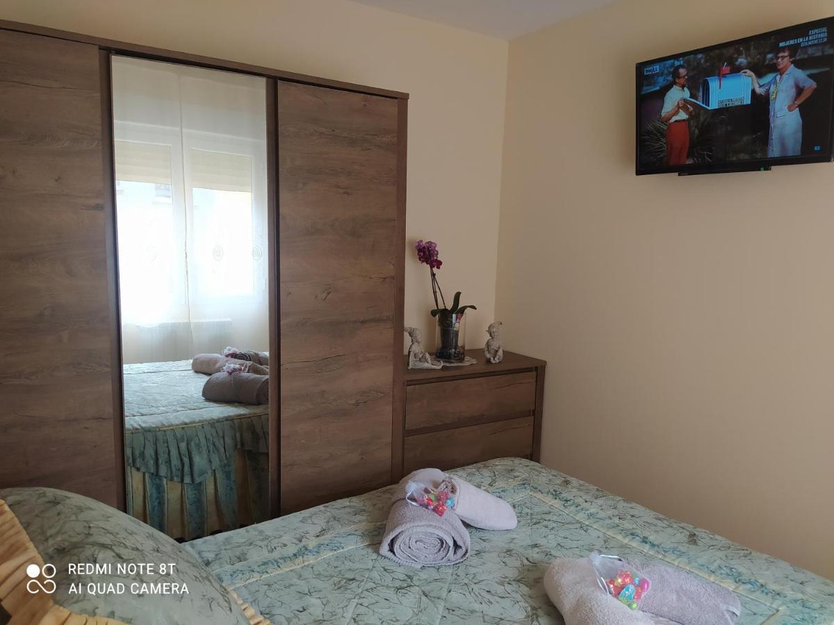 Gonzalo De Berceo 15 " Calidad-Sobrio" And " Free Private Parking " Apartment Logrono Bagian luar foto